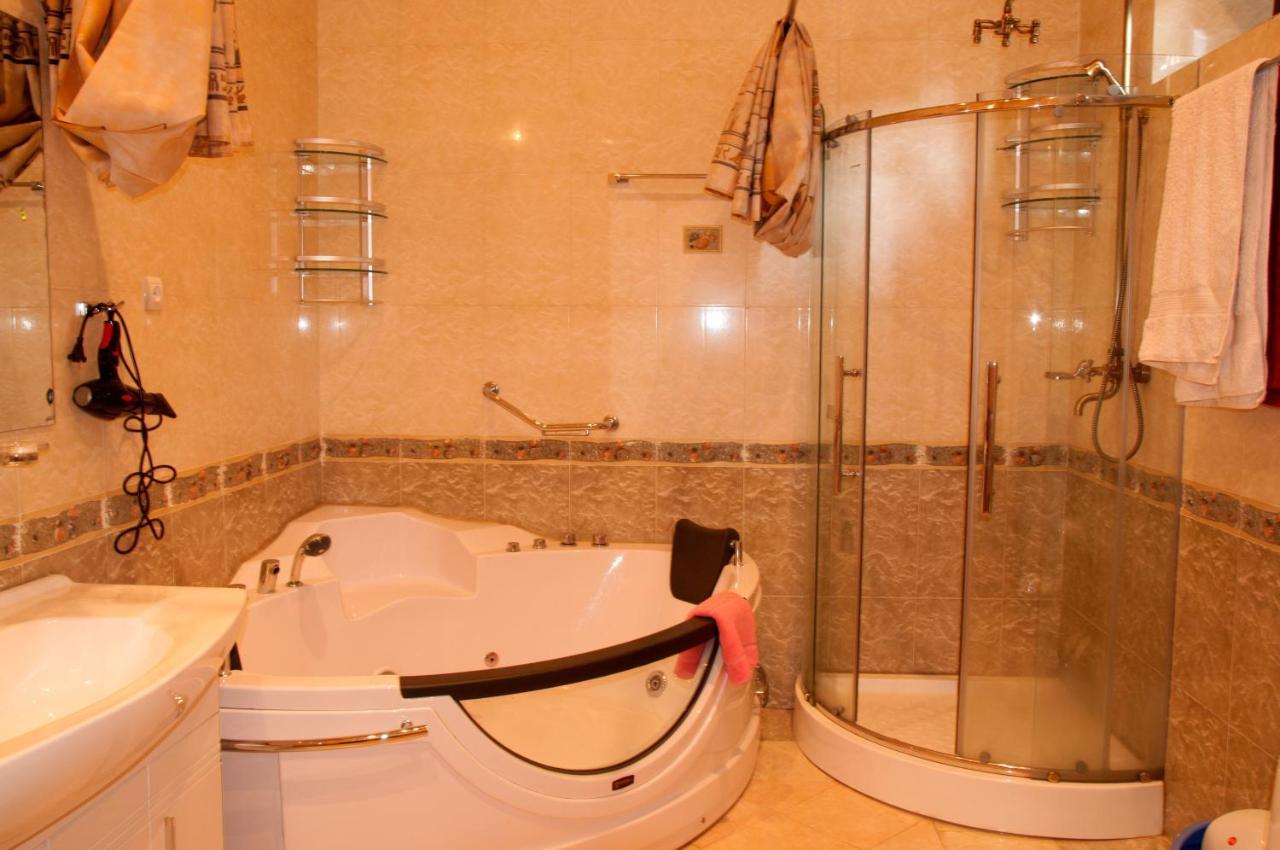 Almaz Guest House דושאנבה מראה חיצוני תמונה